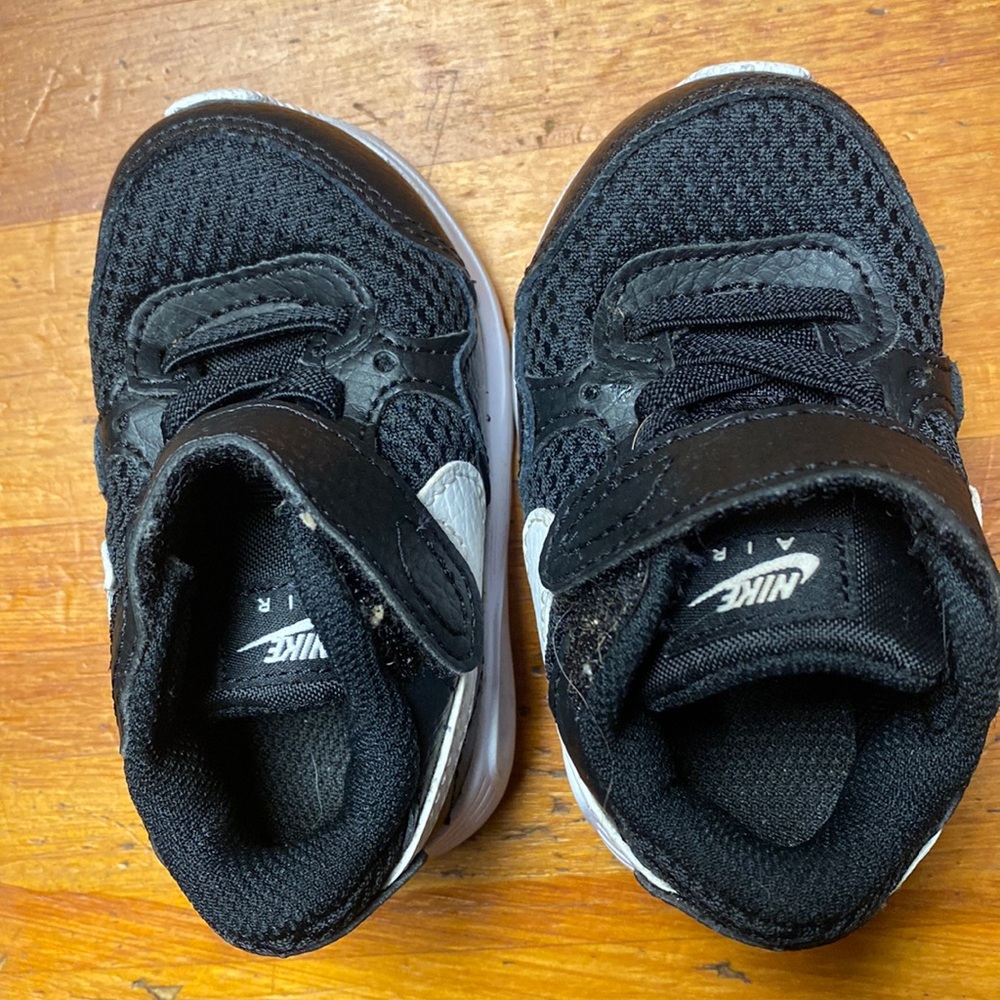Nike Kids Black and White Sneakers